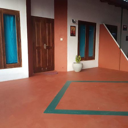 Budget House Weligama Kültér fotó